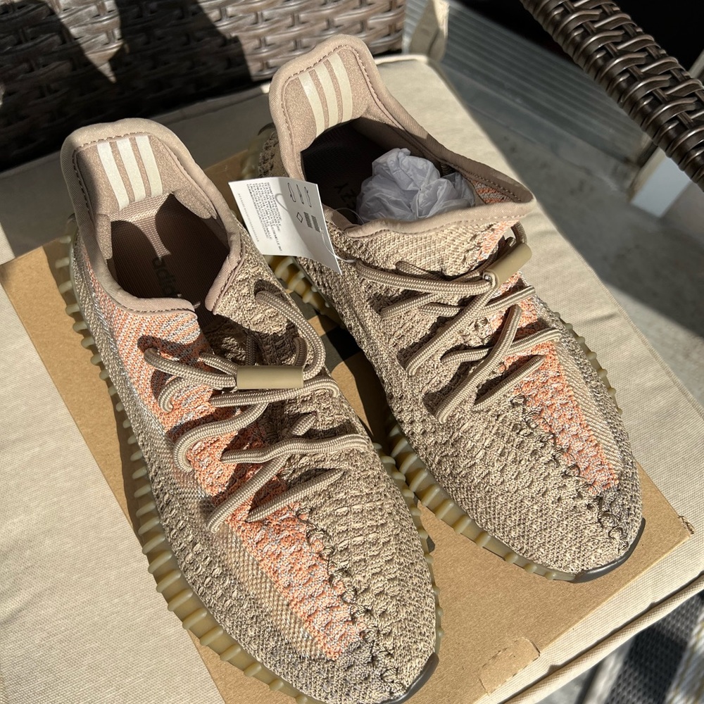 adidas yeezy boost 350 v2 sand taupe size 6 Mens